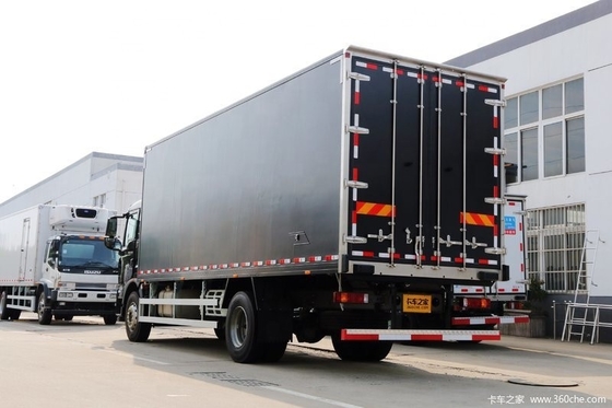 Sinotruk Howo A7 Refrigerator Truck