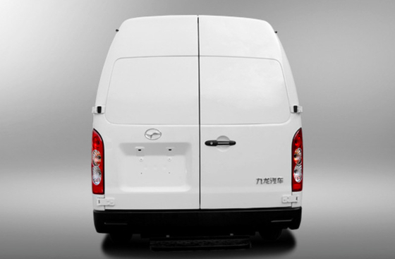 Electric Luxury Cabin ISO Used Passenger Van 7 Seats 70 Kwh Rear Doors
