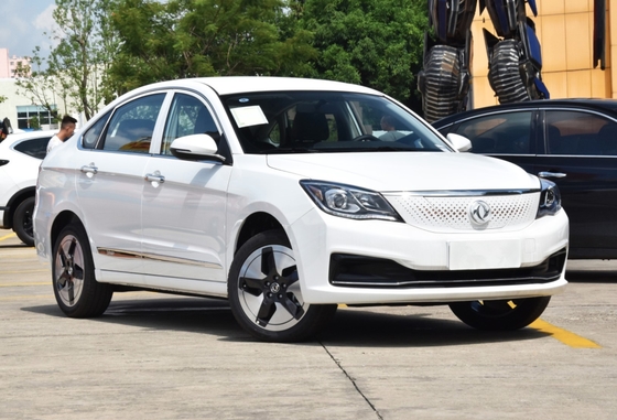 120kw 230NM Long Range Dongfeng Electric Cars Sedan AEOLUS E70