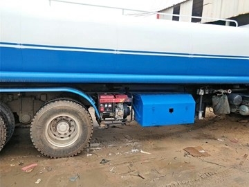 10 Cubic Meter Diesel Oil Used Water Tank Truck 173HP Euro 3